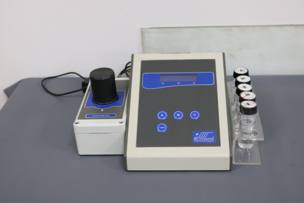 Banho de ultrassom Schuster Modelo L200.JPG